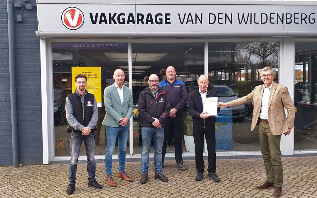 Vakgarage Van den Wildenberg 50 jaar lid van BOVAG