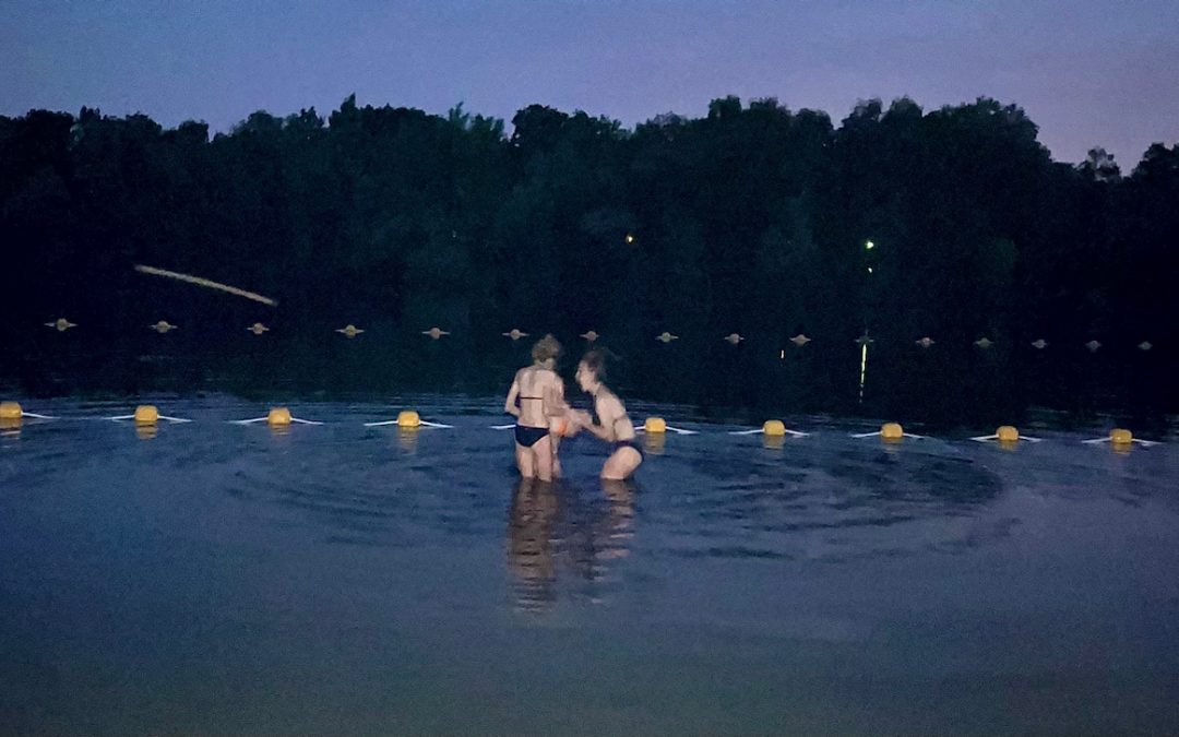 Stiekem middernacht zwemmen bij onbeheerde Enode: ‘Echt vet’